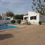 Ferienhaus Con Piscina Privada Cala En Blanes, Menorca