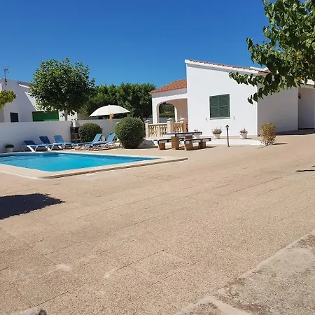 María Cala'N Blanes (Menorca)