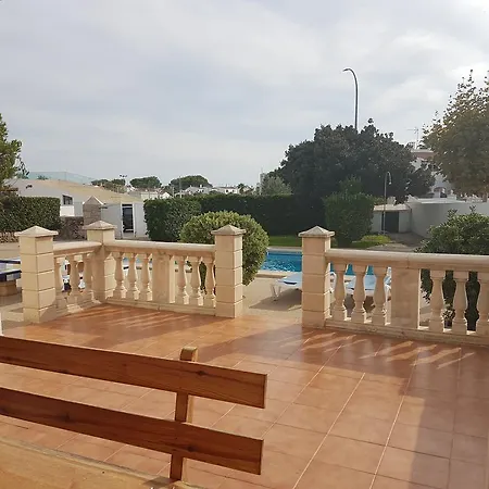 Con Piscina Privada Cala En Blanes, Menorca بيت للعطل
